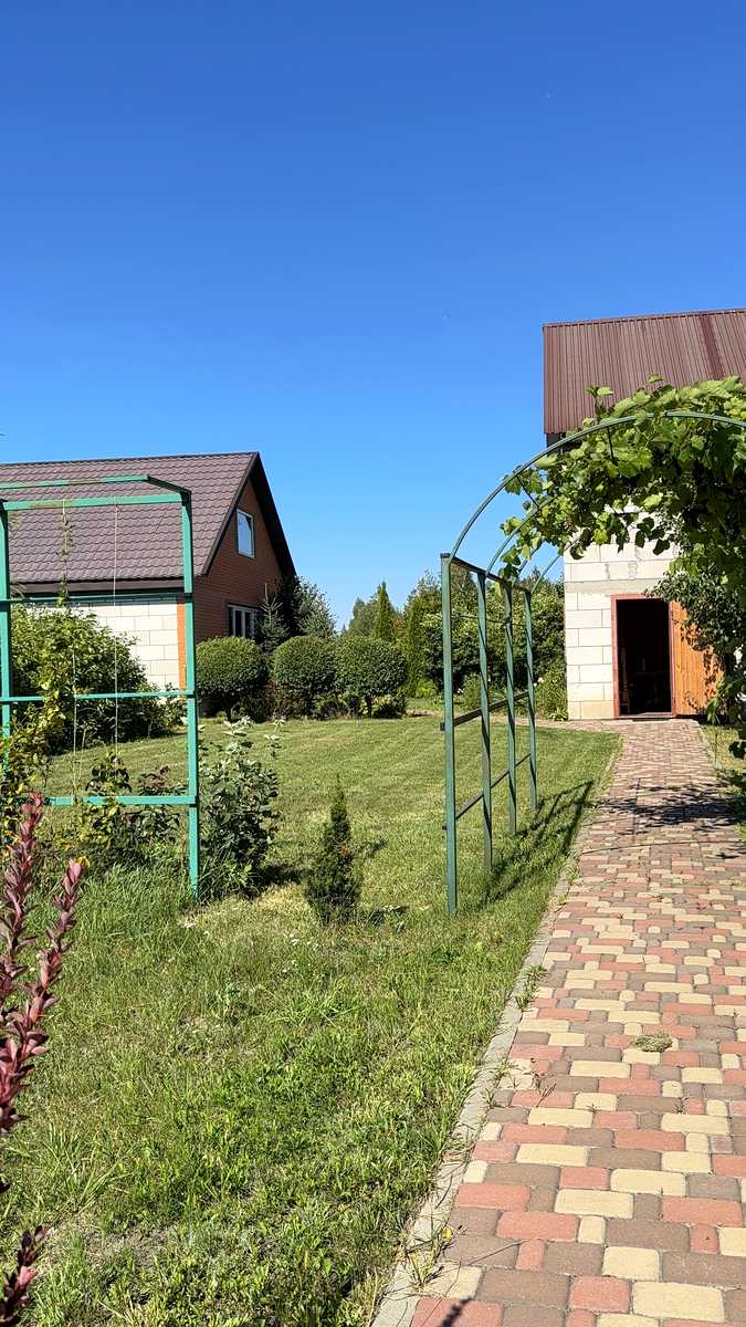 1873849820041880