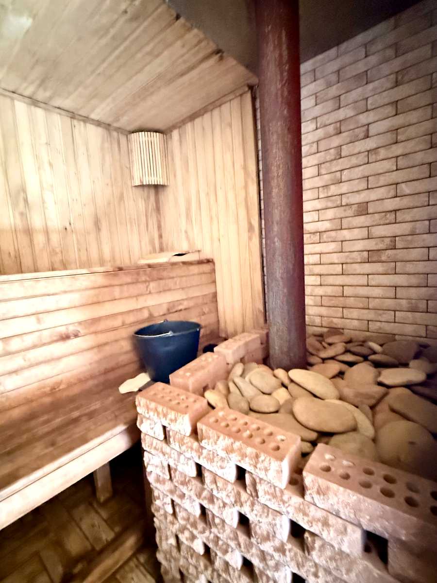 1873849822454294