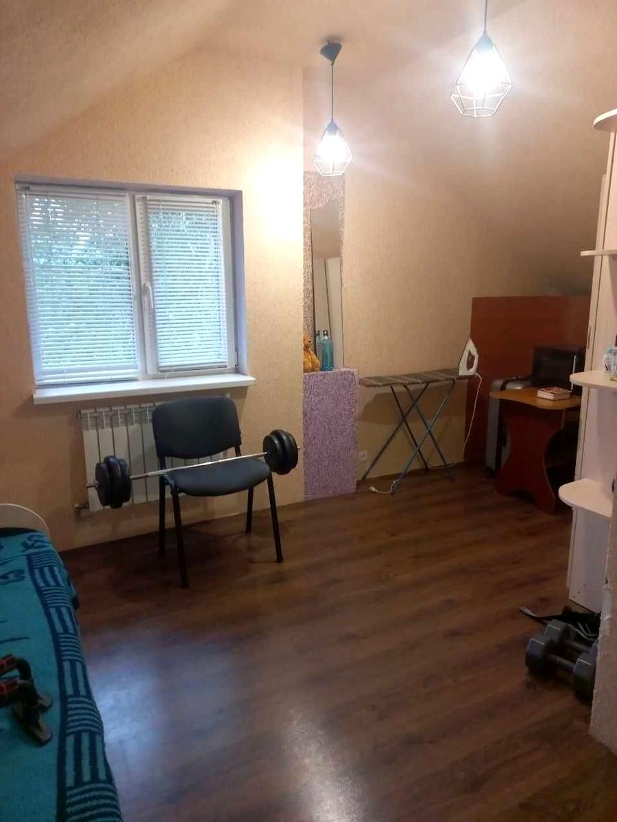 1873850448675118