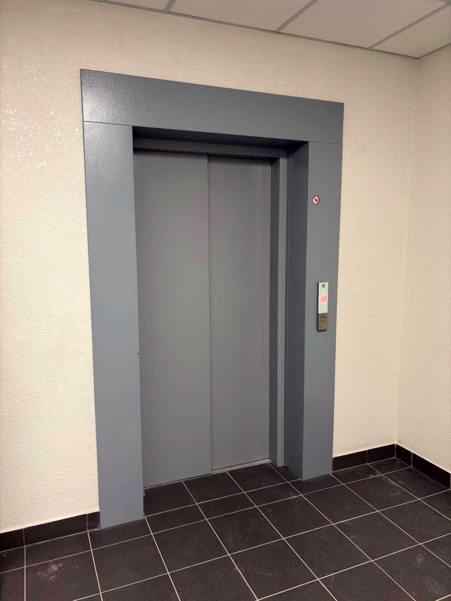 1873851885430654