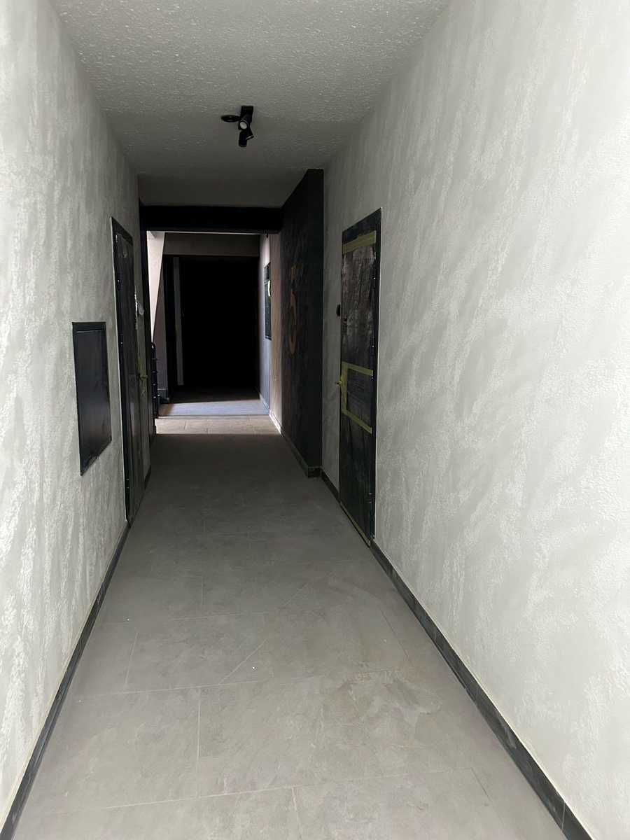 1873852001563772