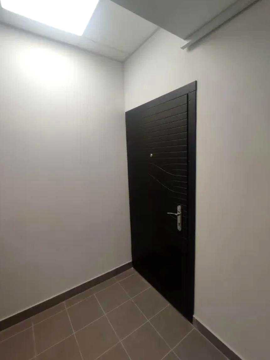 1873853652049859