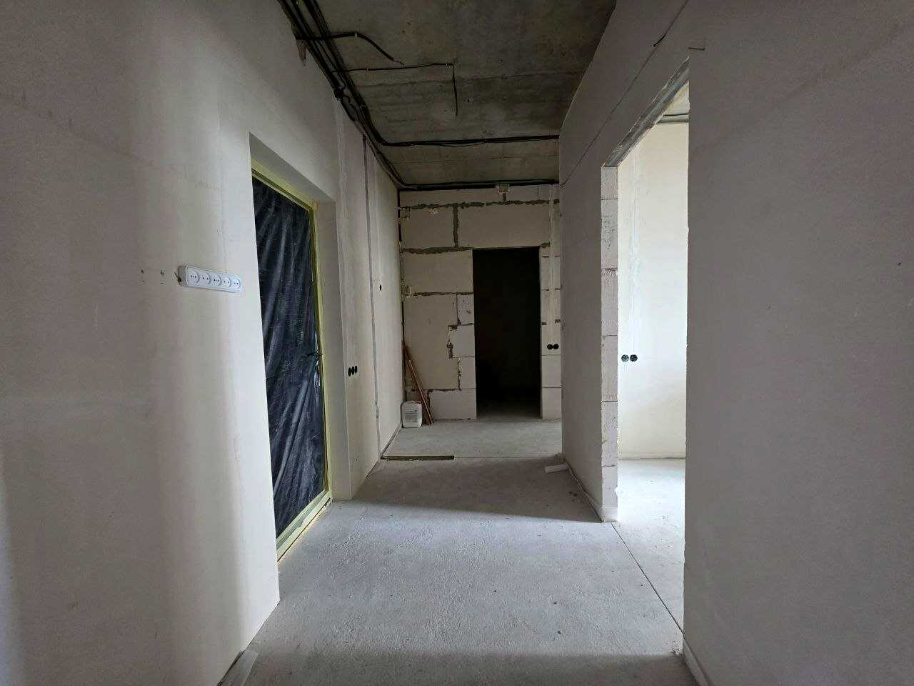 1873854213671327