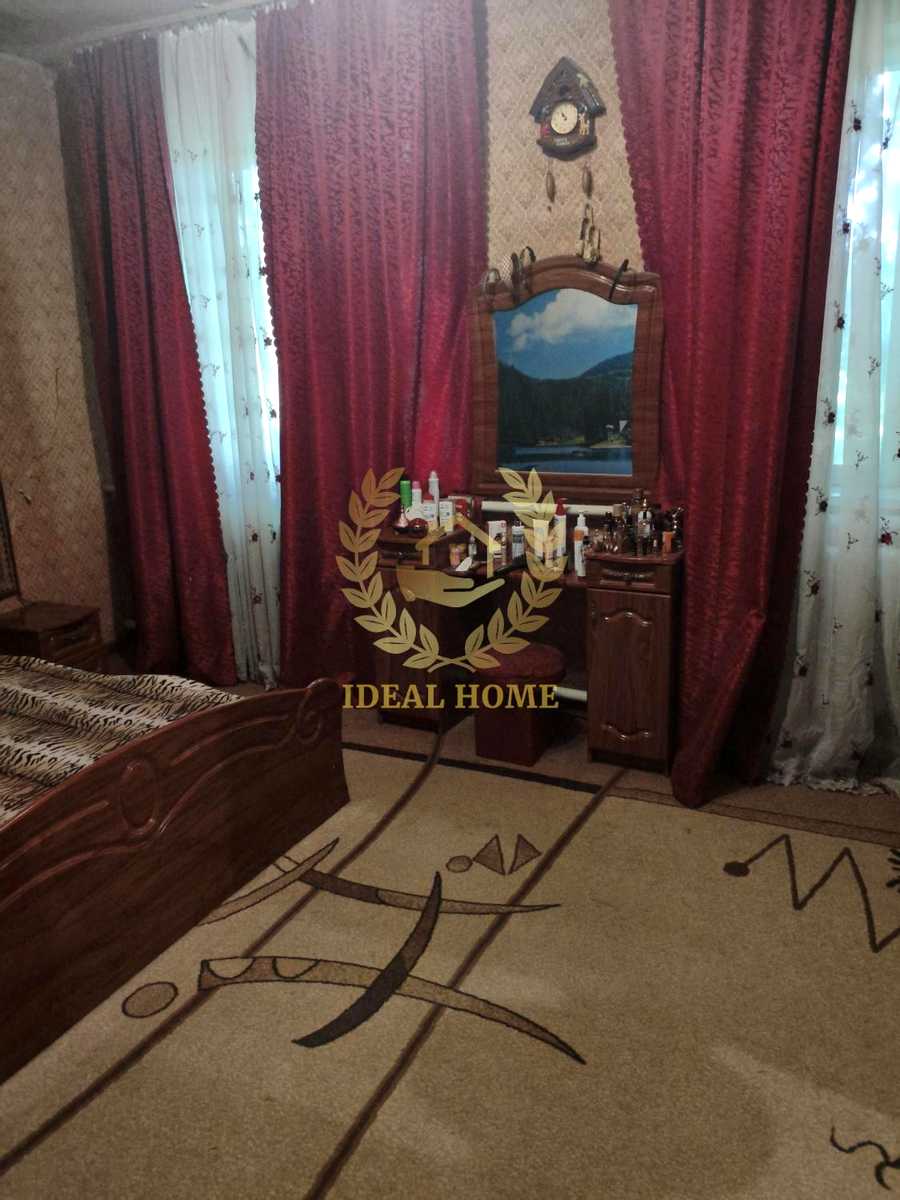 1873854331963812