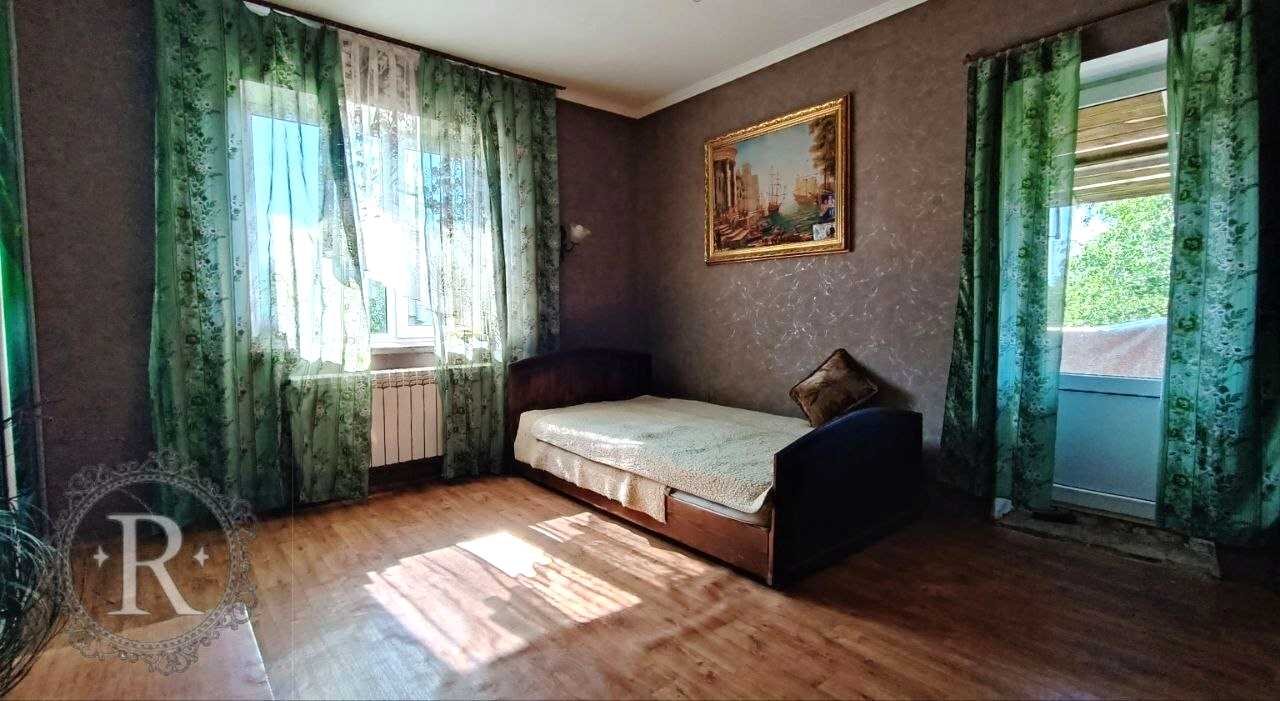 1873854400606662