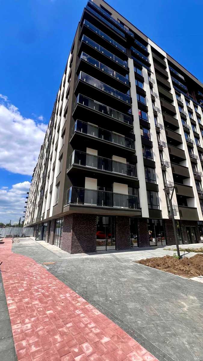 1873854505566001