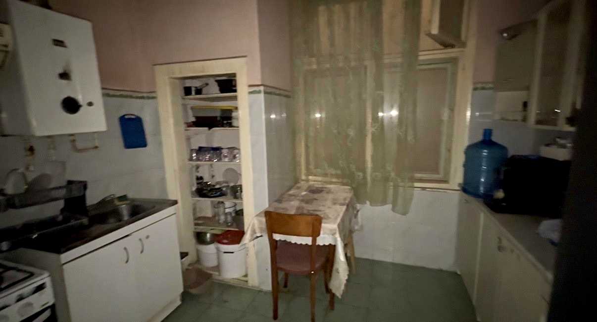 1873856674880145