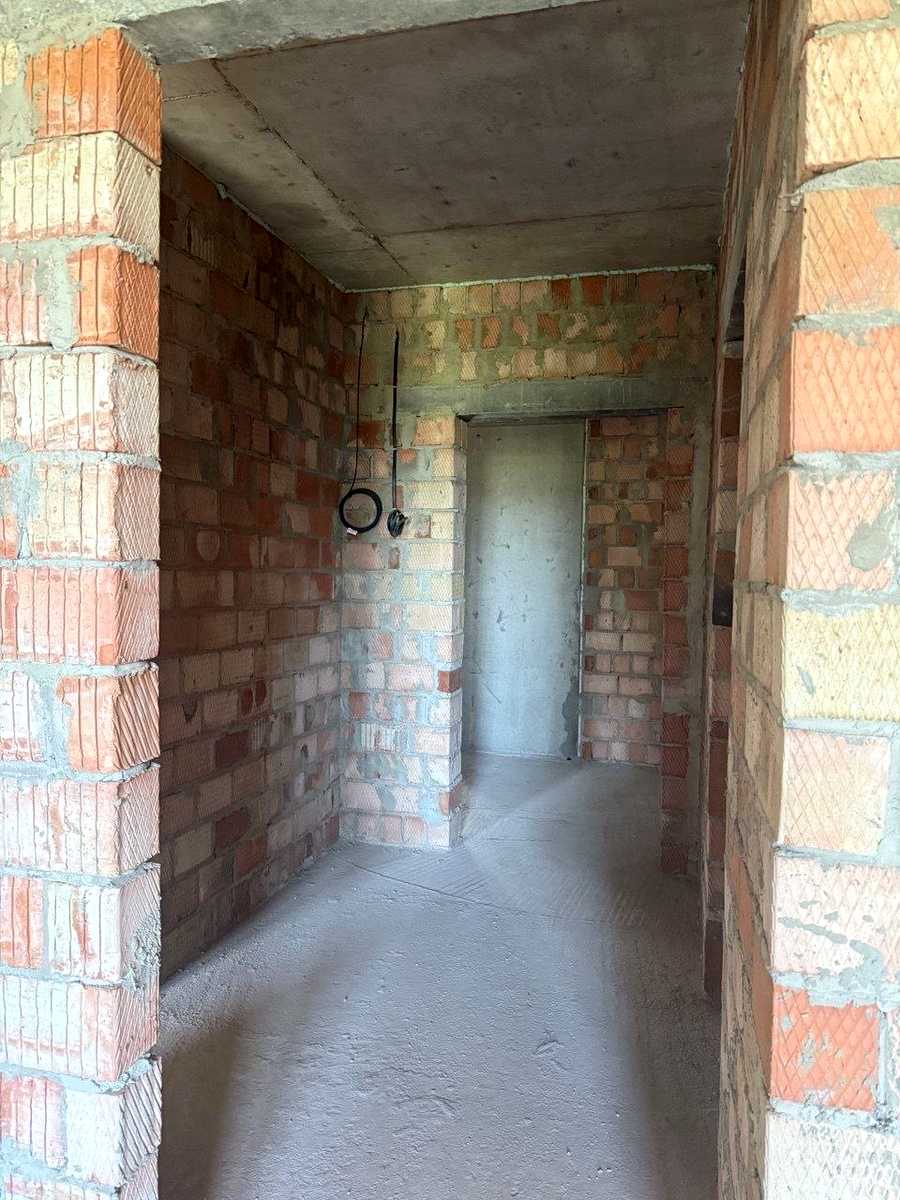 1873861882849747