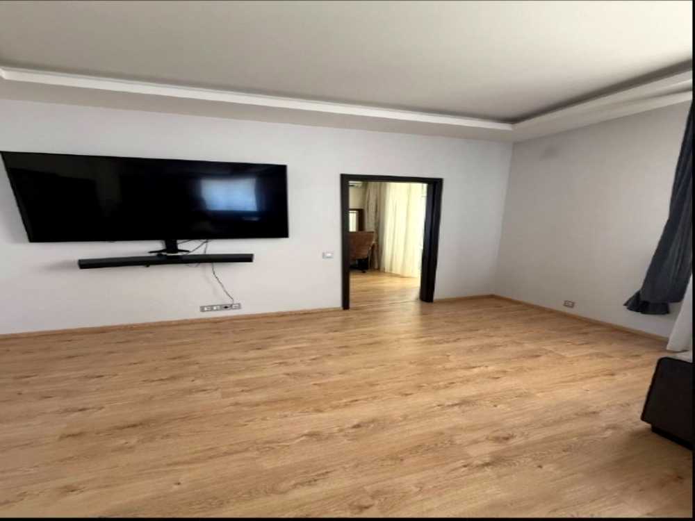 1873863323210660