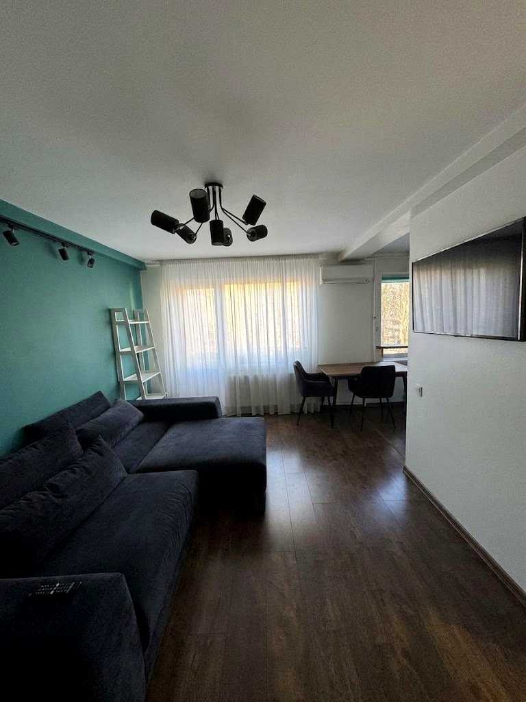 1873866004284833