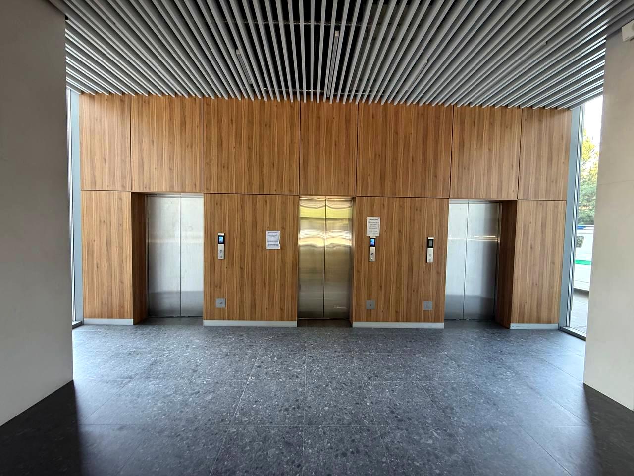 1873867433212351