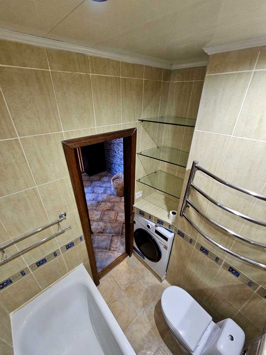 1873867865576364