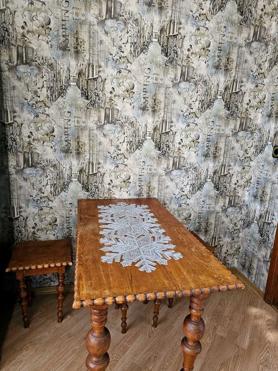 1873867877823207