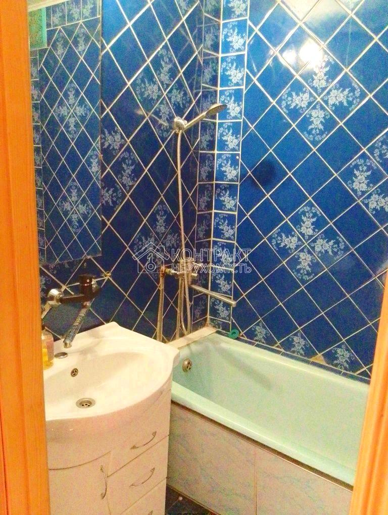 1873868060895344
