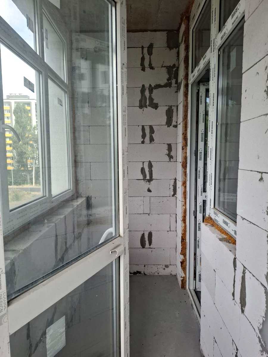 1873868162888998
