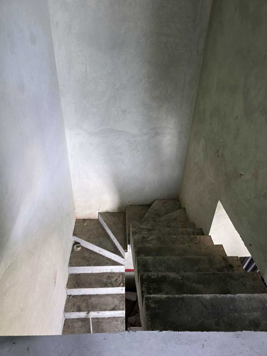 1873870661109376