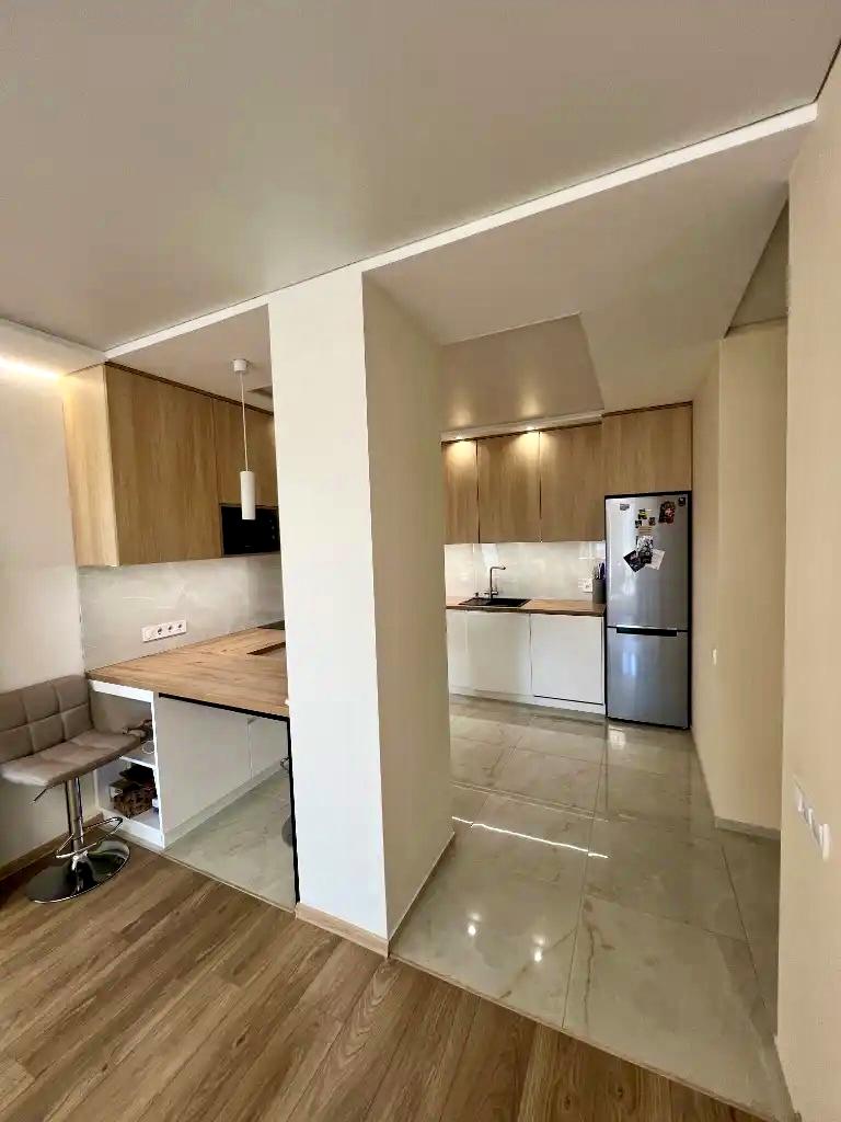 1873870722426857