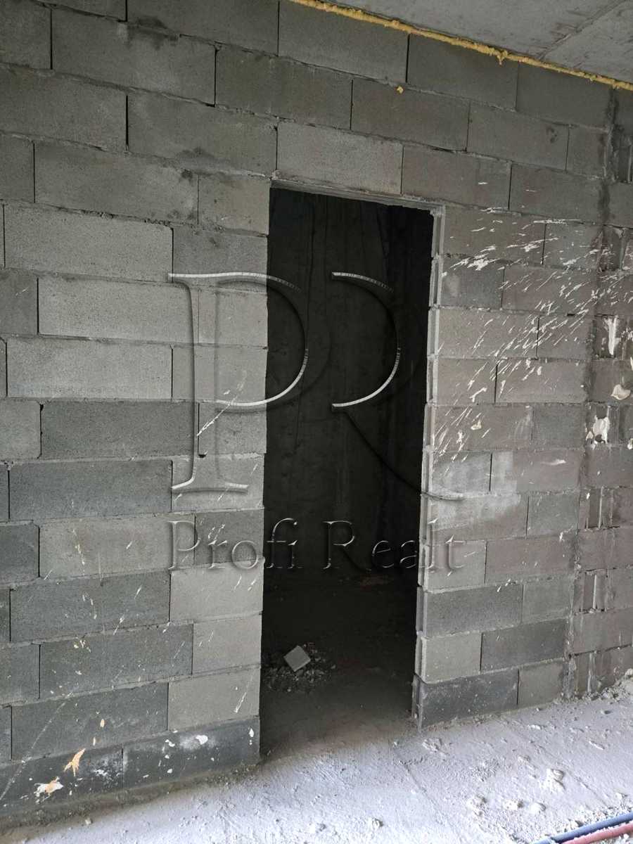 1873870779177844