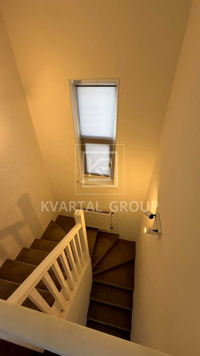 1873873714984472