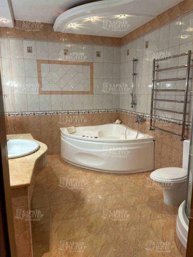 1873874446467200