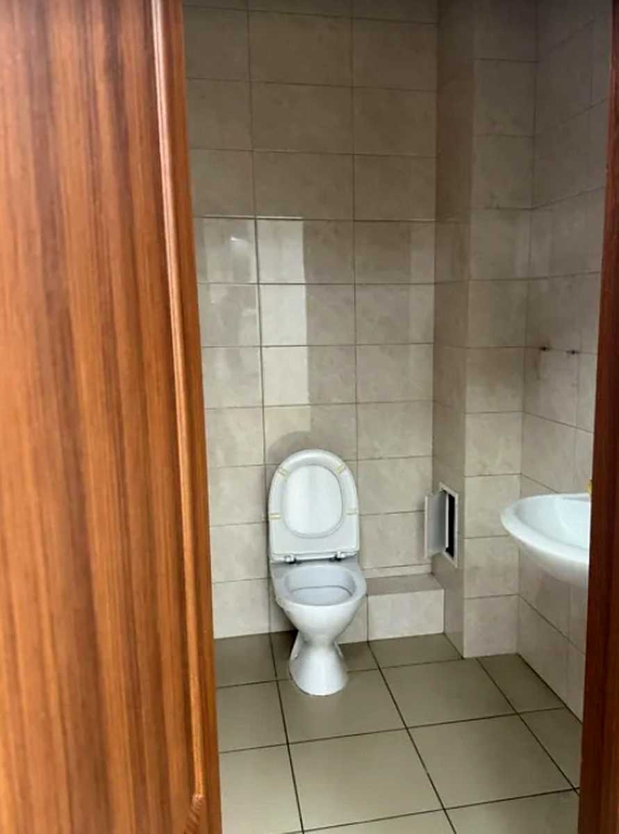 1873876548972548
