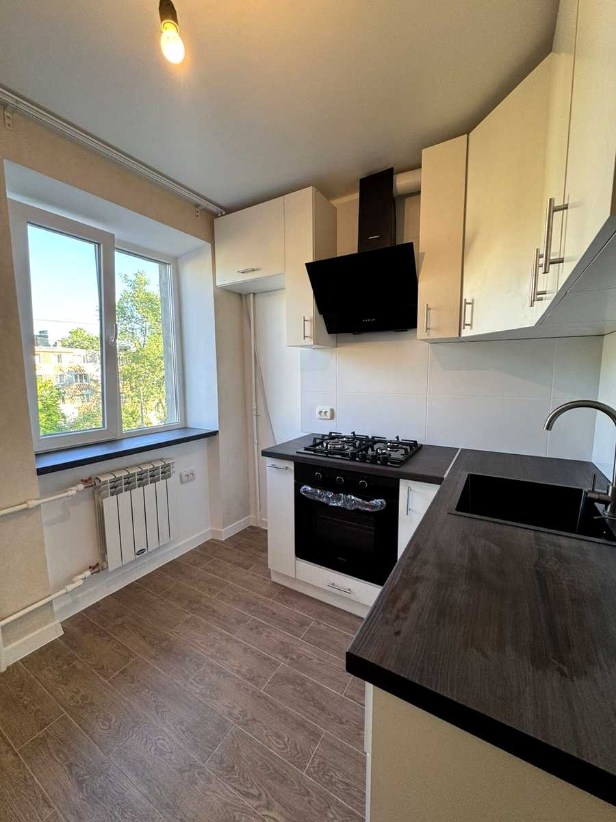 2-комнатная квартира по адресу ул. Космонавтов (площадь 43 м²) 2-комнатная квартира по адресу ул. Космонавтов (площадь 43 м²) - Atlanta.ua