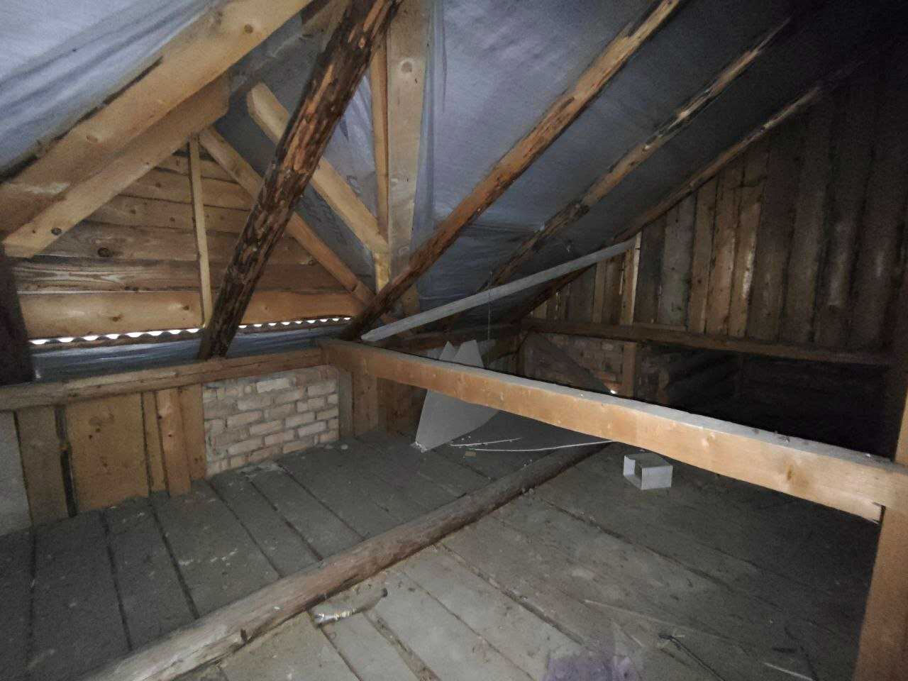 1873881560901862
