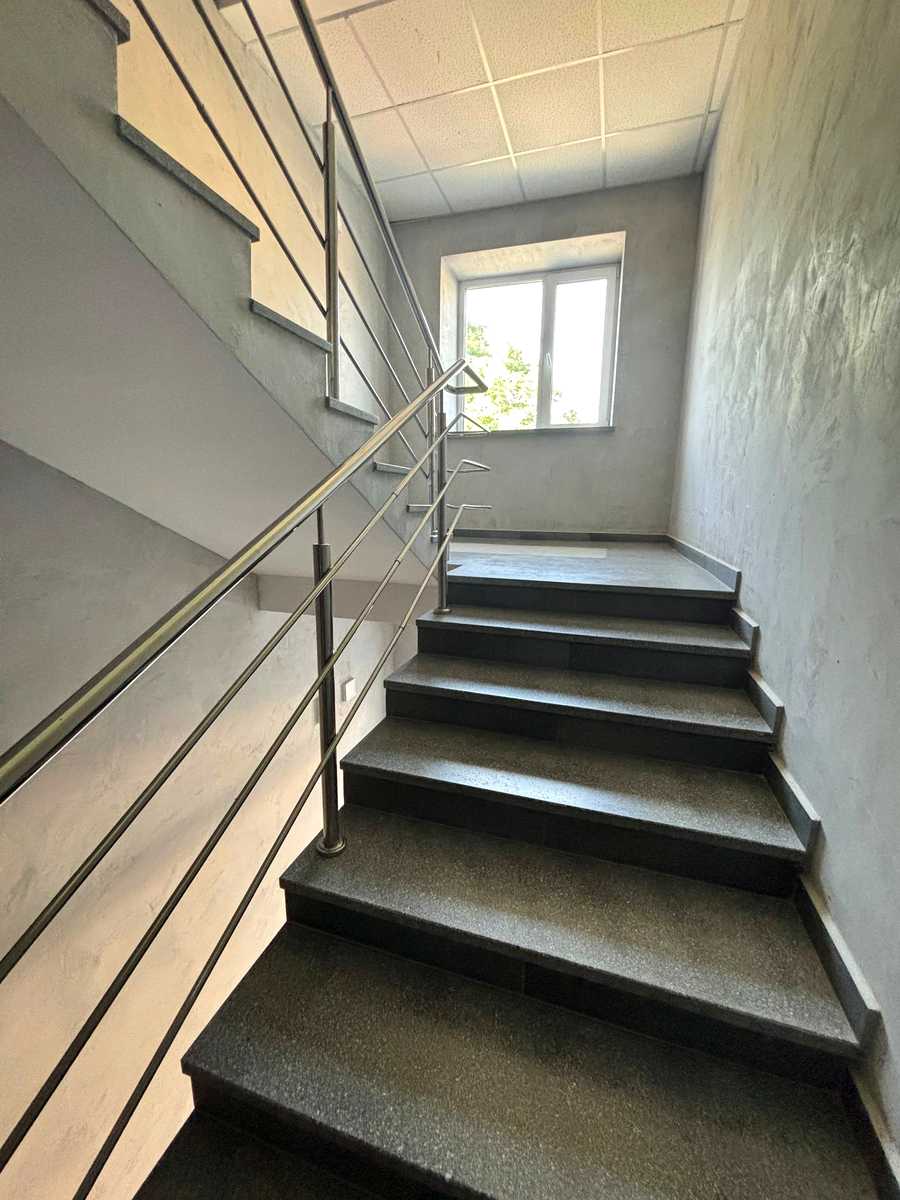1873883780855497