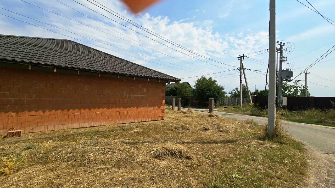 1873928773651039