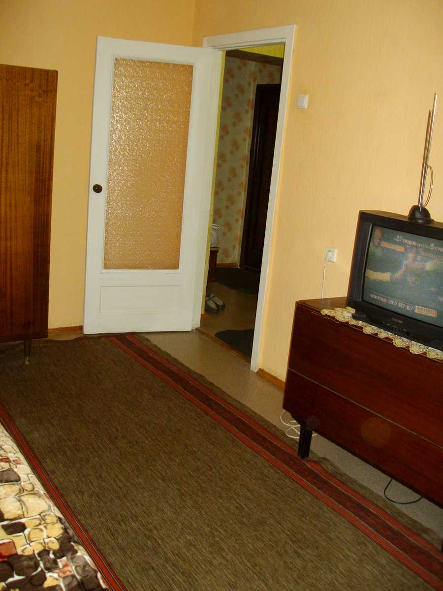 1873930965454282
