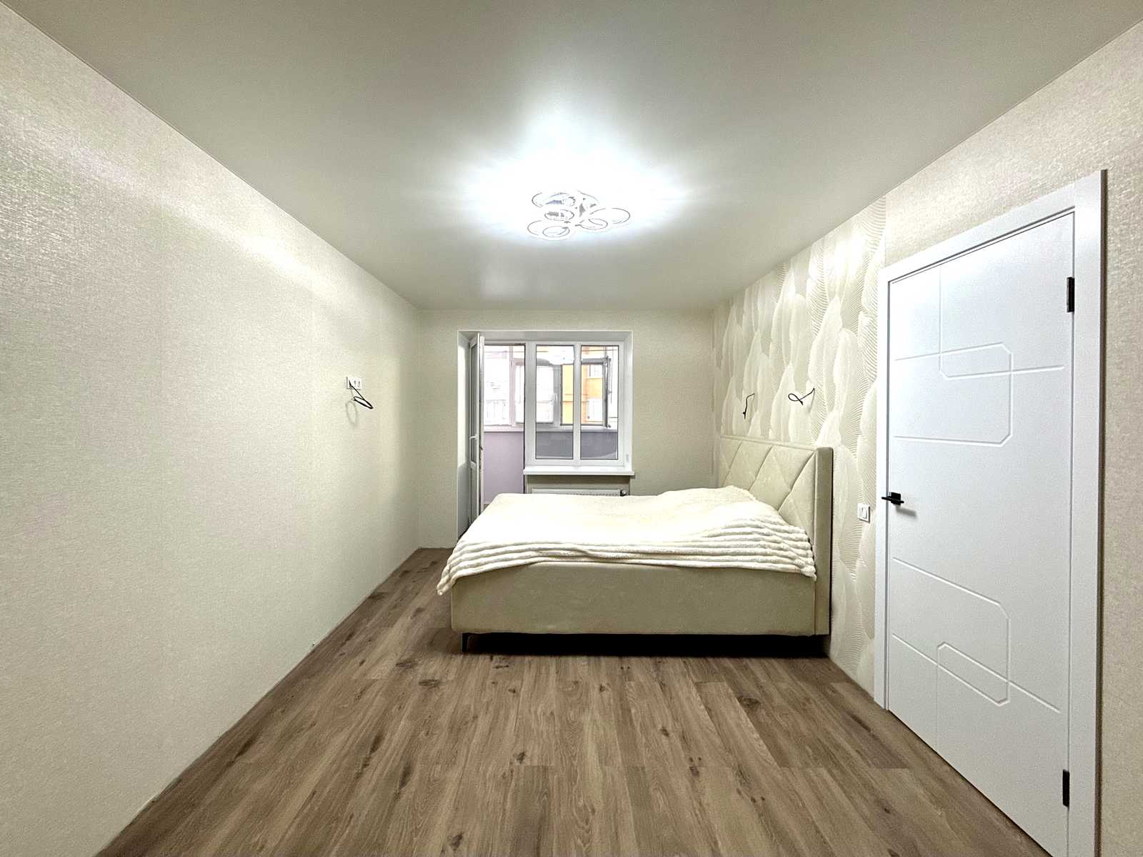 1873931966235669