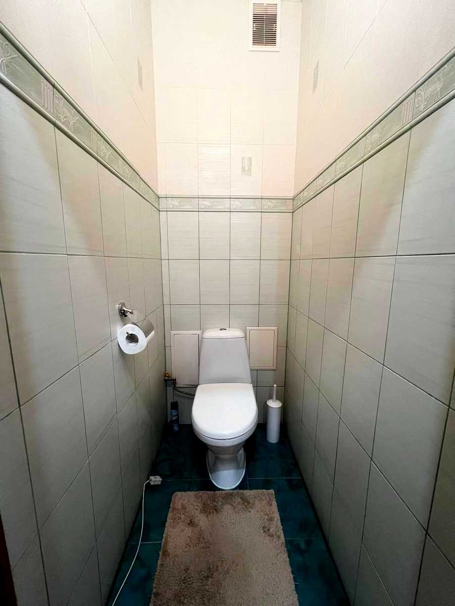 1873934344863555
