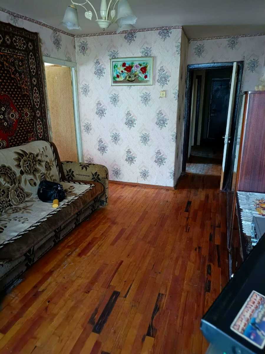 1873937465235856