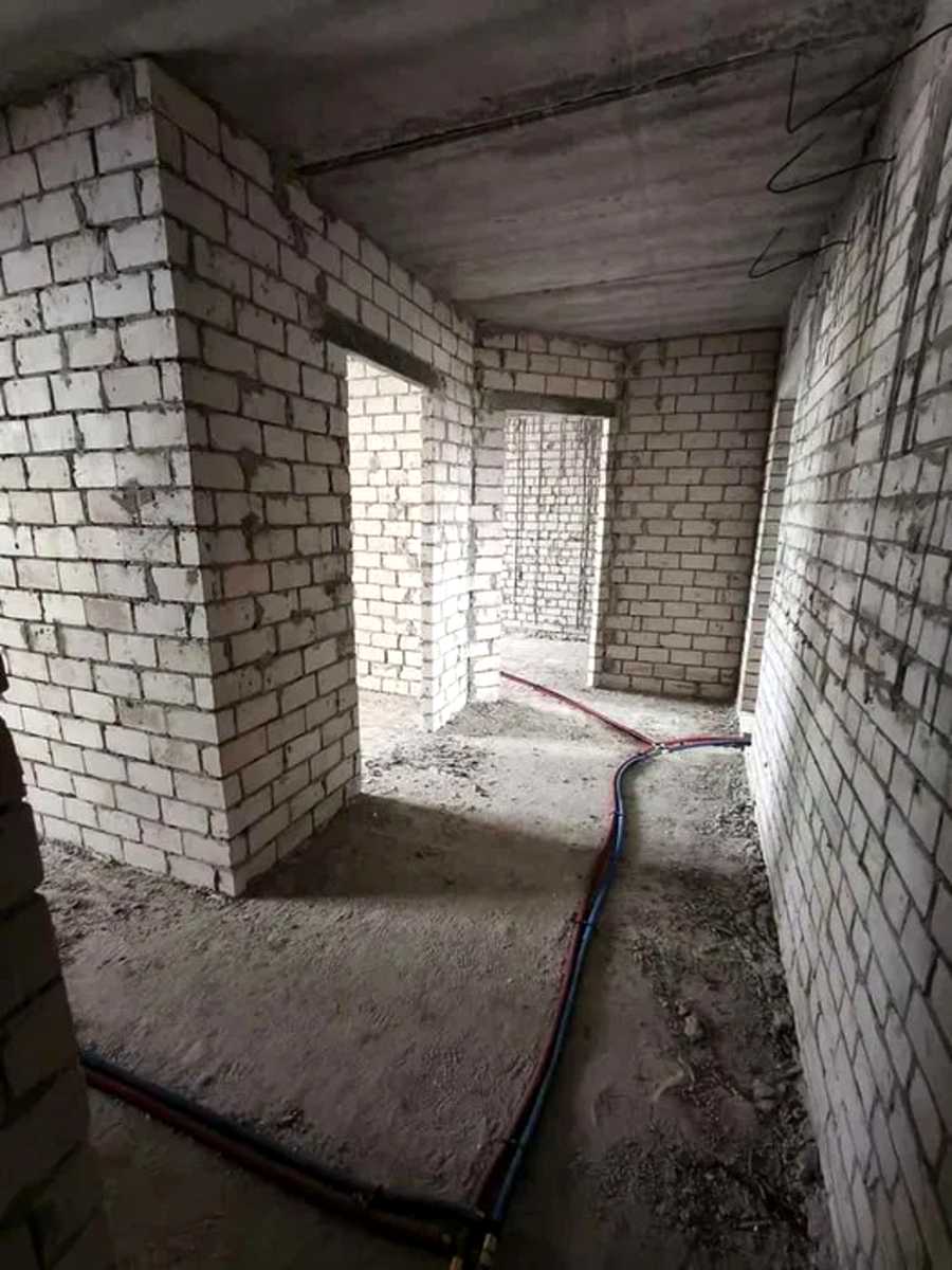 1873938635894810