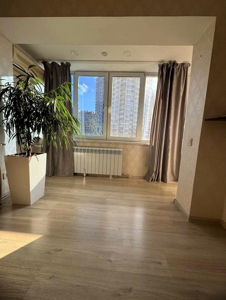1873939690373786