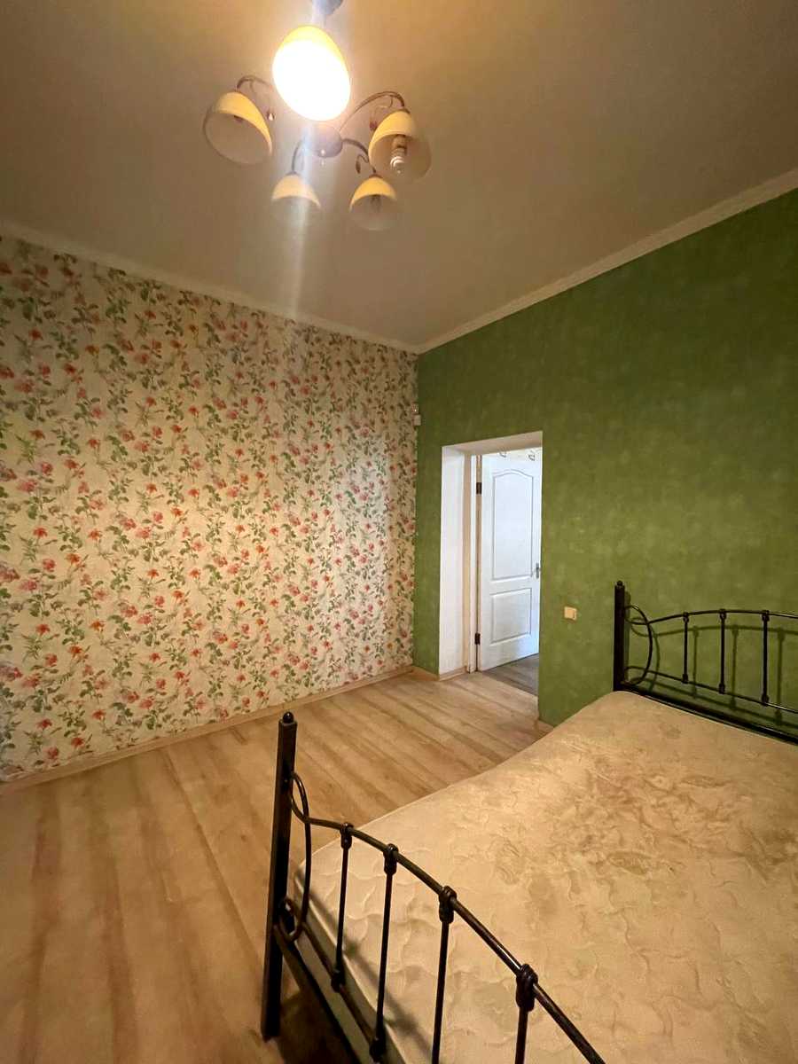1873942563692790