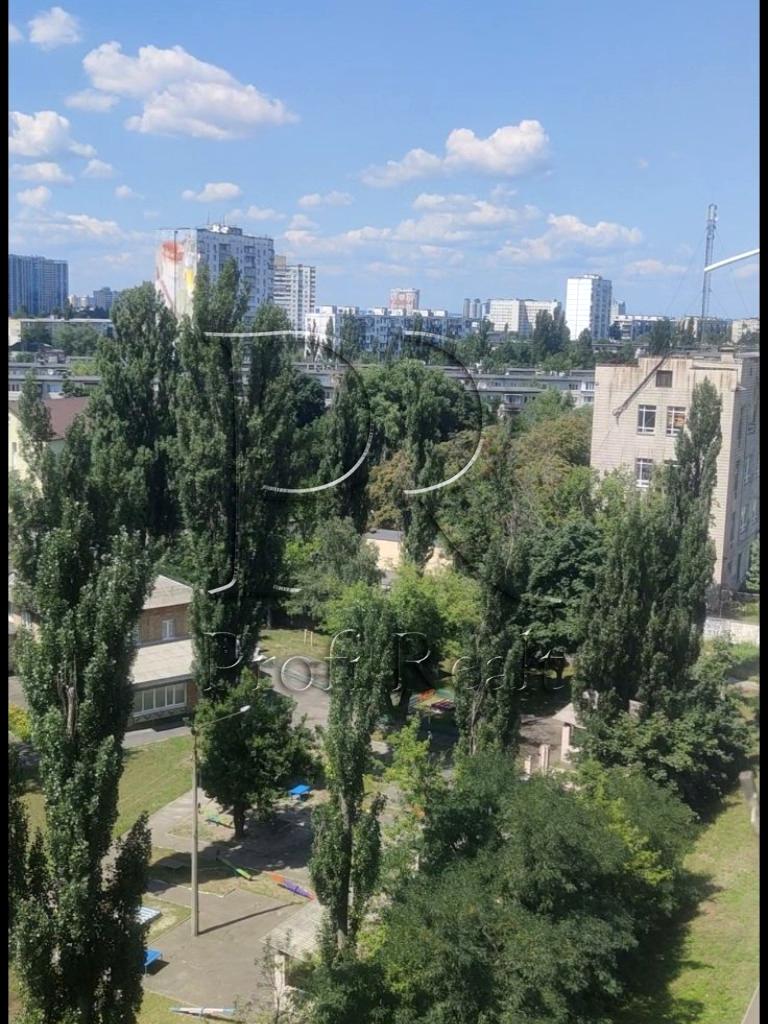 1873943546284864