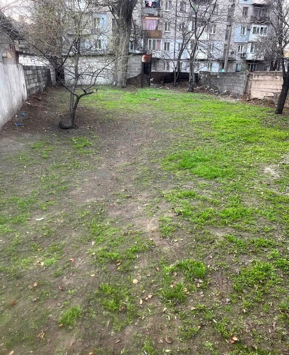 1873943658155358