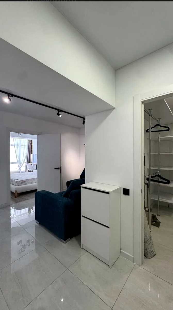 1873944023474232