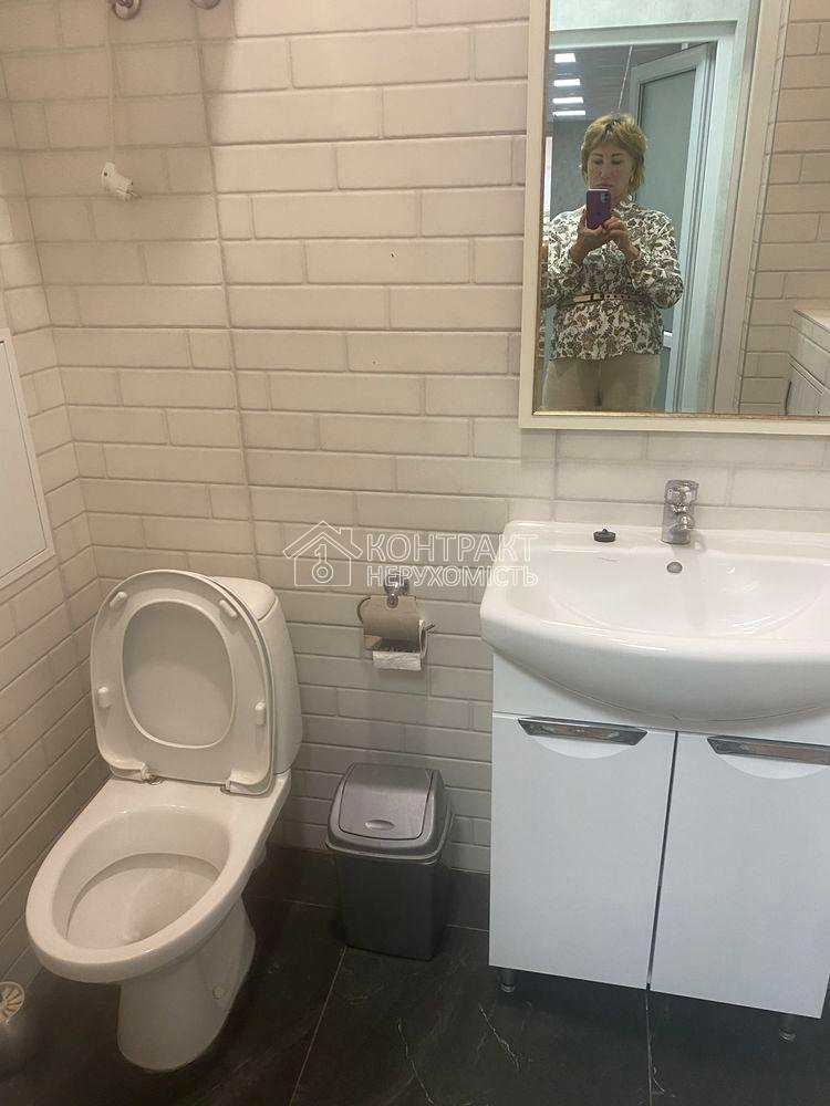 1873944038614069