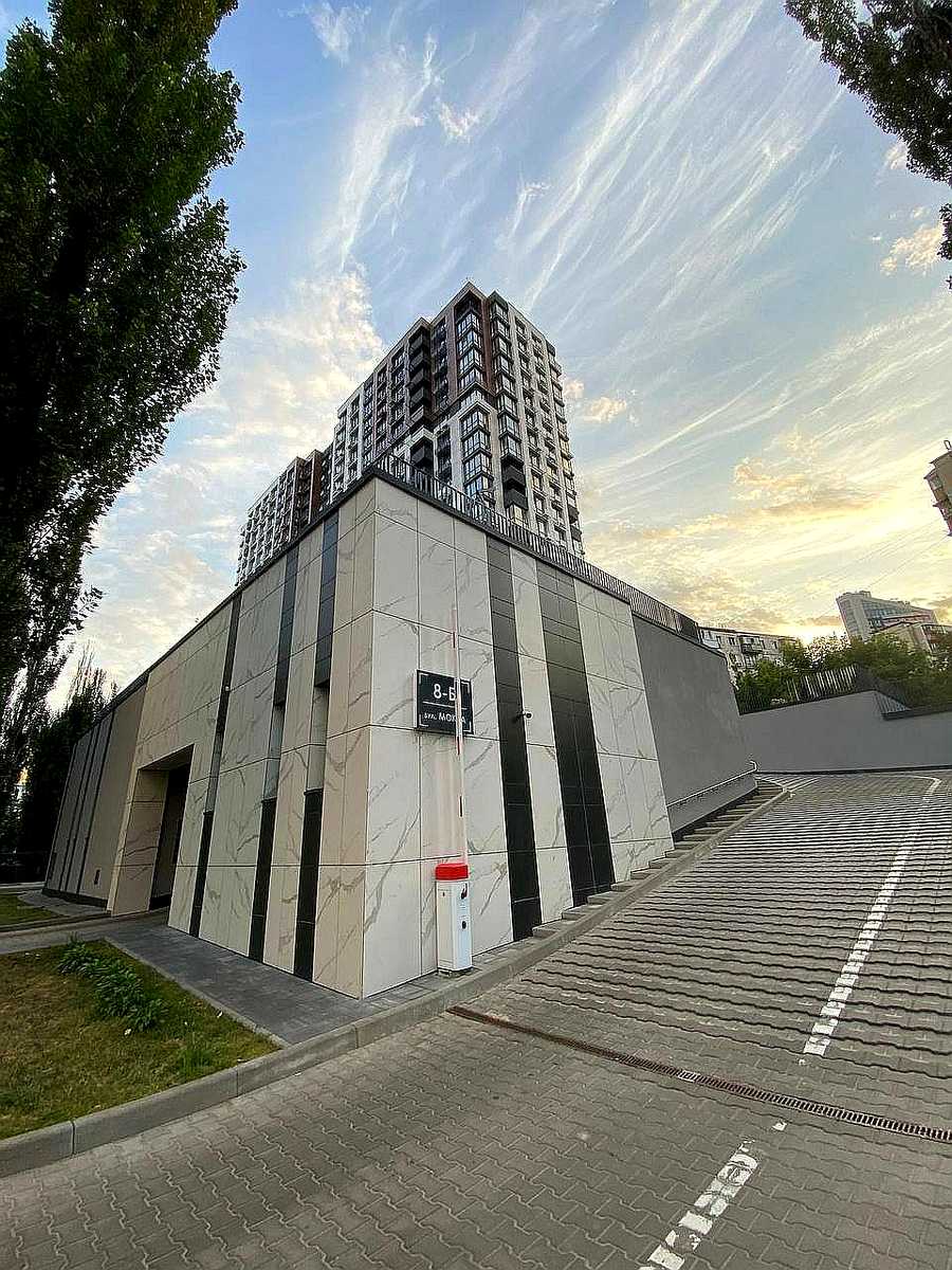 1873944198290653