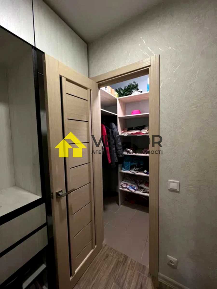 1873944411931524