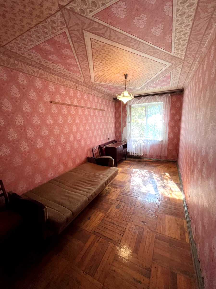 1873946387917827