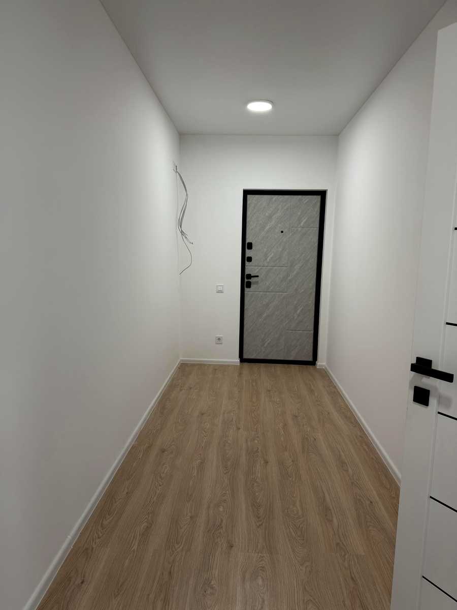 1873946673085987