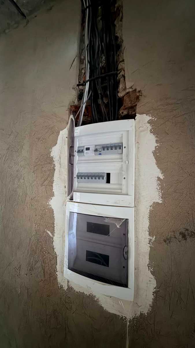 1873946676999858