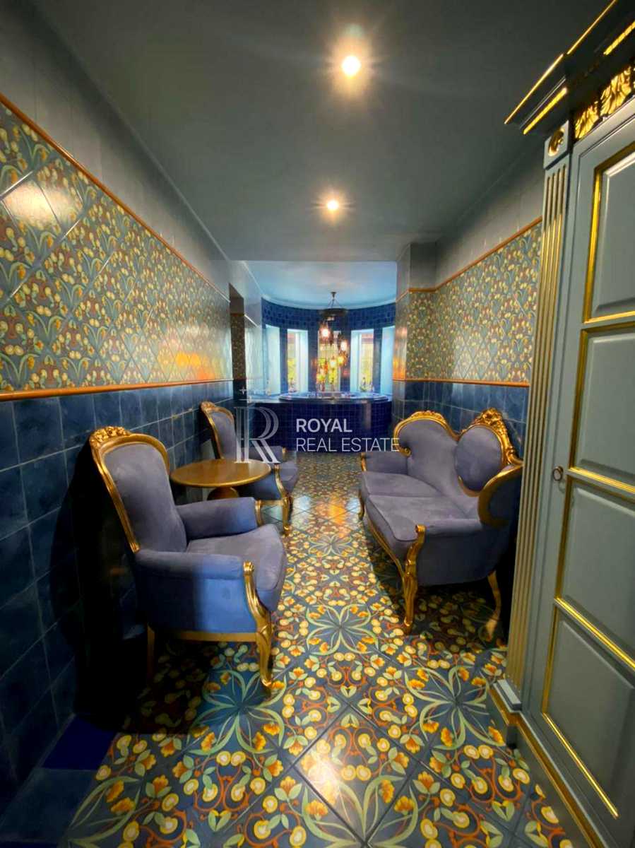 1873947403970452