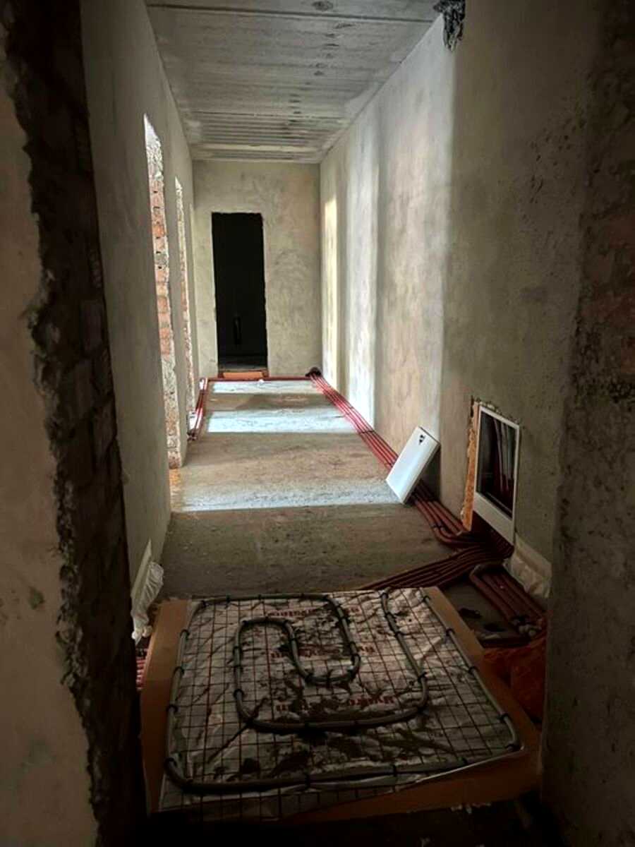 1873949380701463