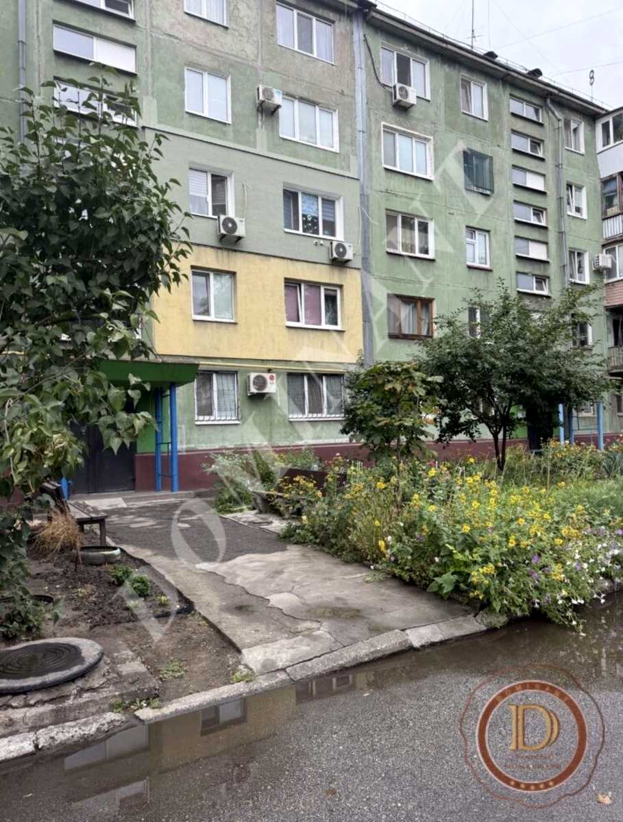 1873954654626889