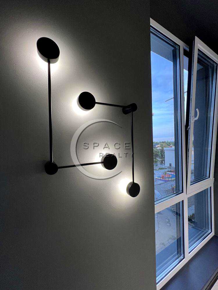 1873954876738308