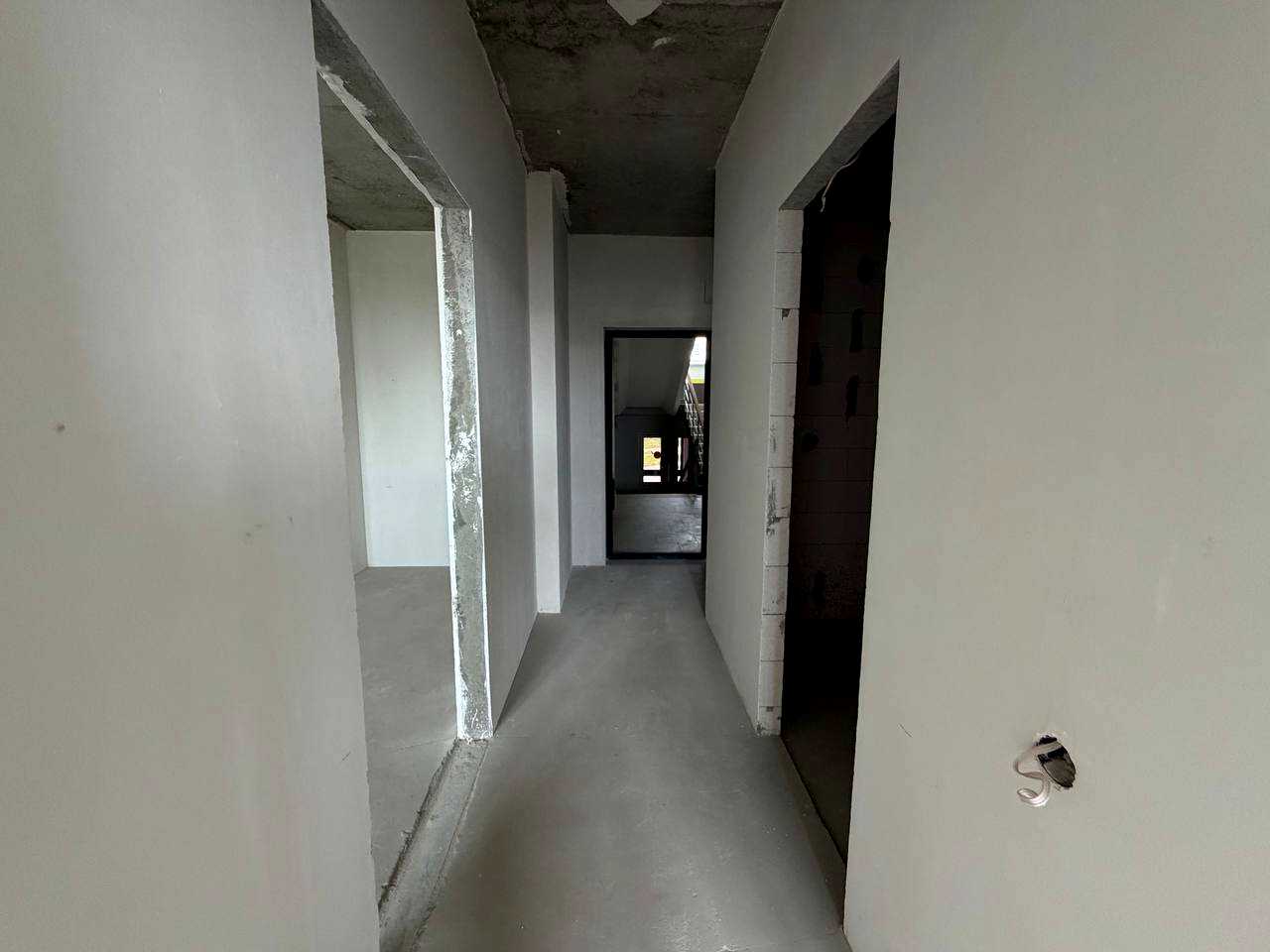 1873955227678431